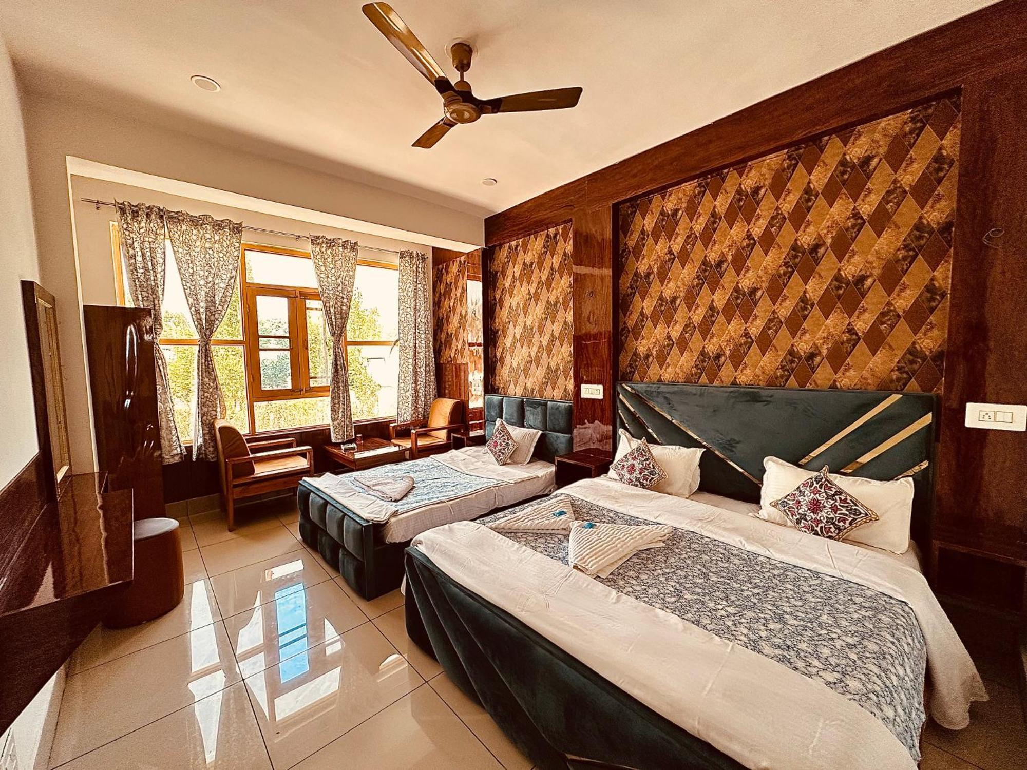Hotel Gulmarg GS Residency Exterior foto