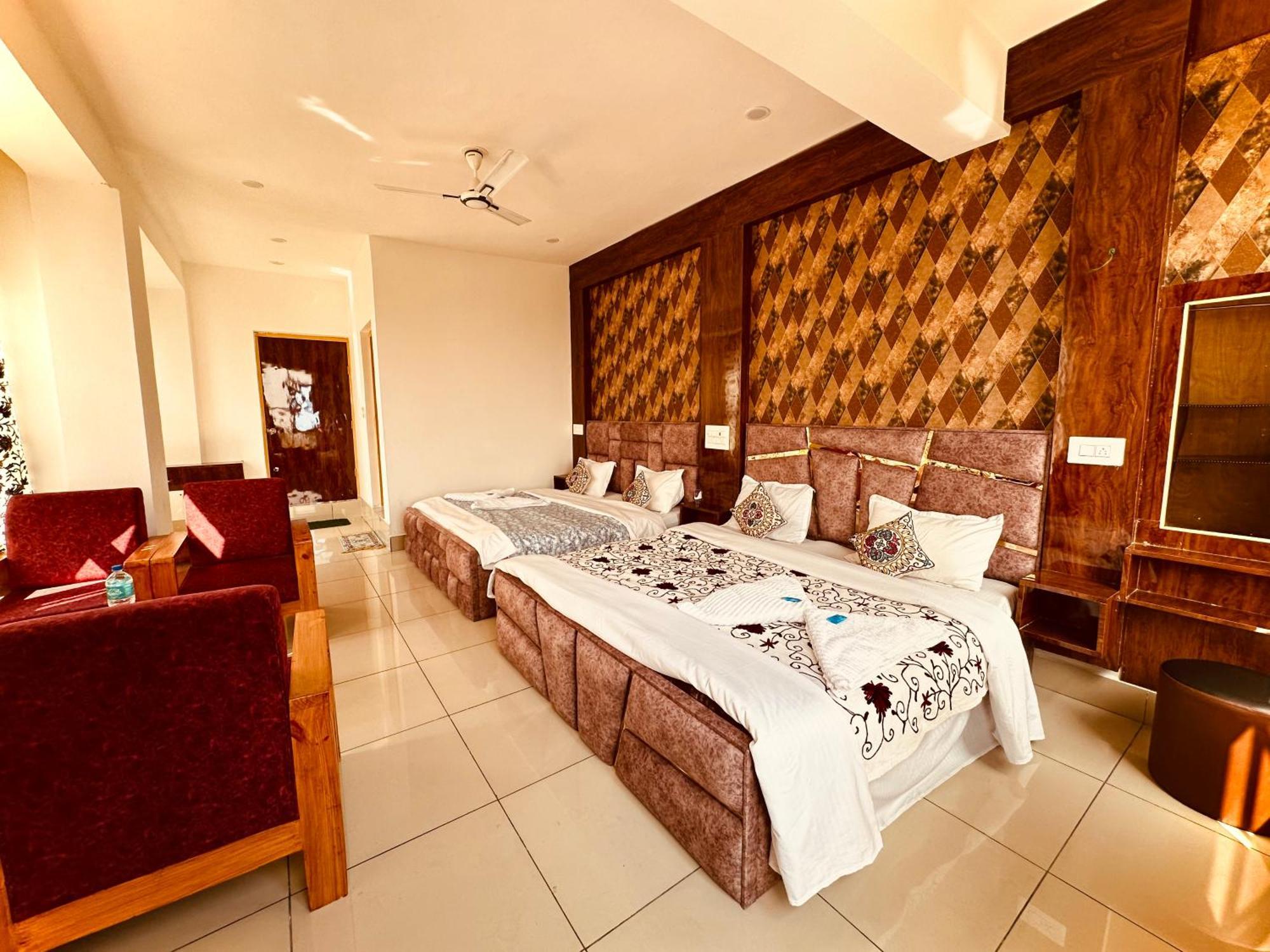 Hotel Gulmarg GS Residency Exterior foto